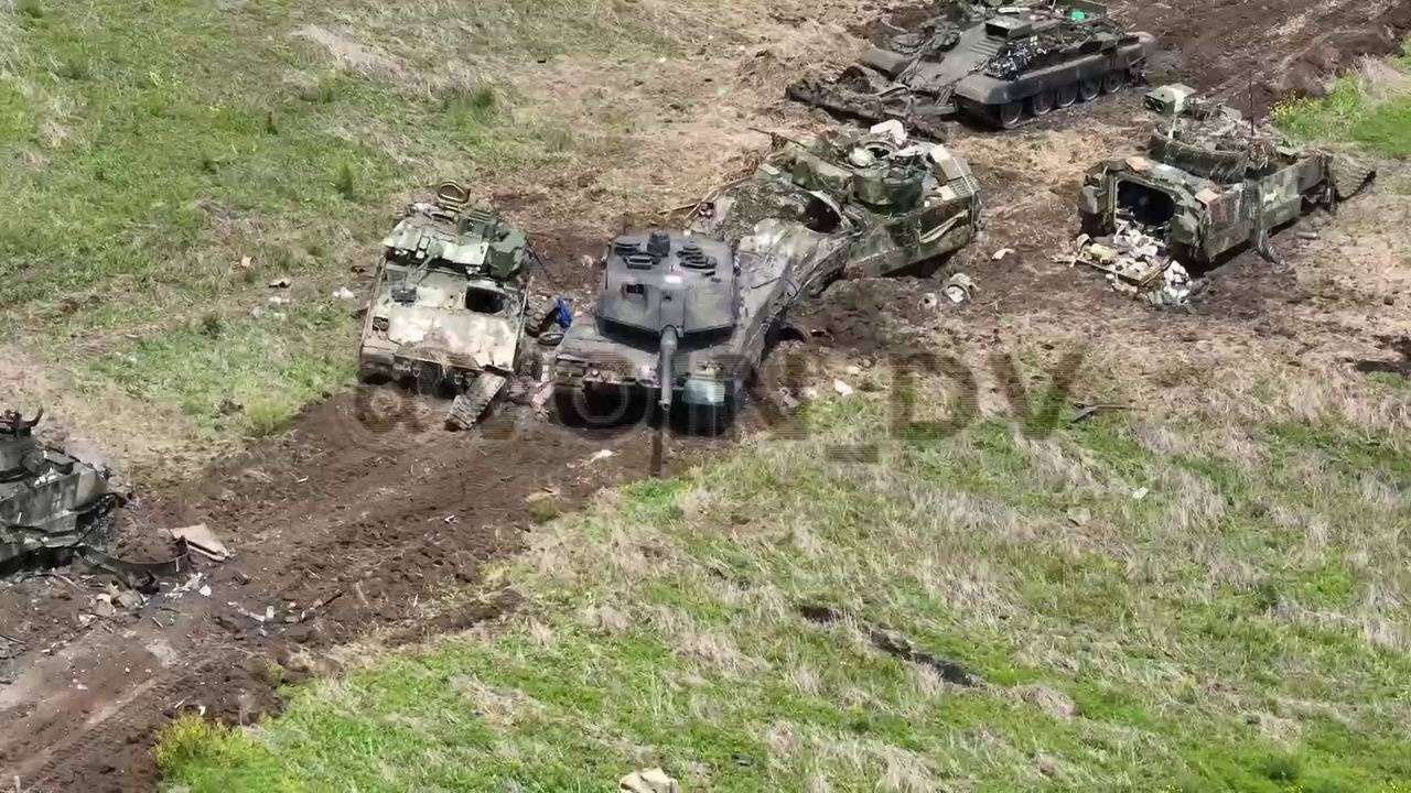destroyed ukrainian bradleys and leopard