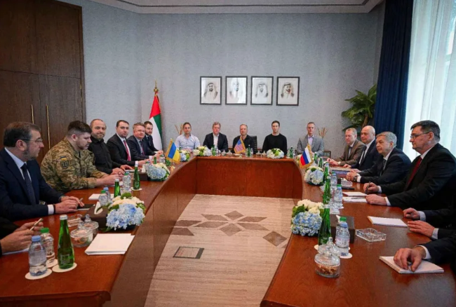 Will Trump's Three-way With Russia and Ukraine Produce Results?